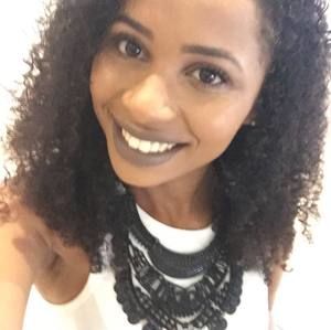 Meet your Posher, Aline